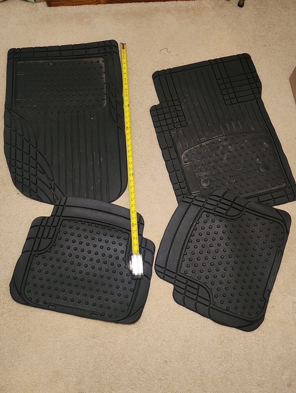 Universal Black Rubber Car Floor Mats - Set of 4